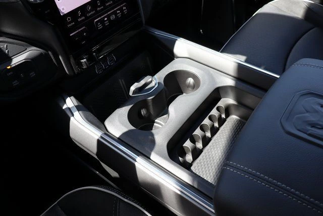 2025 RAM 2500 Laramie - Photo 31
