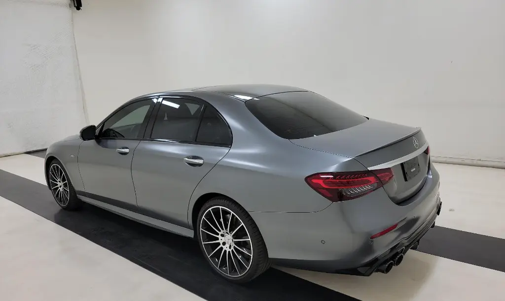 2022 Mercedes Benz E 53 AMG 4MATIC photo 5