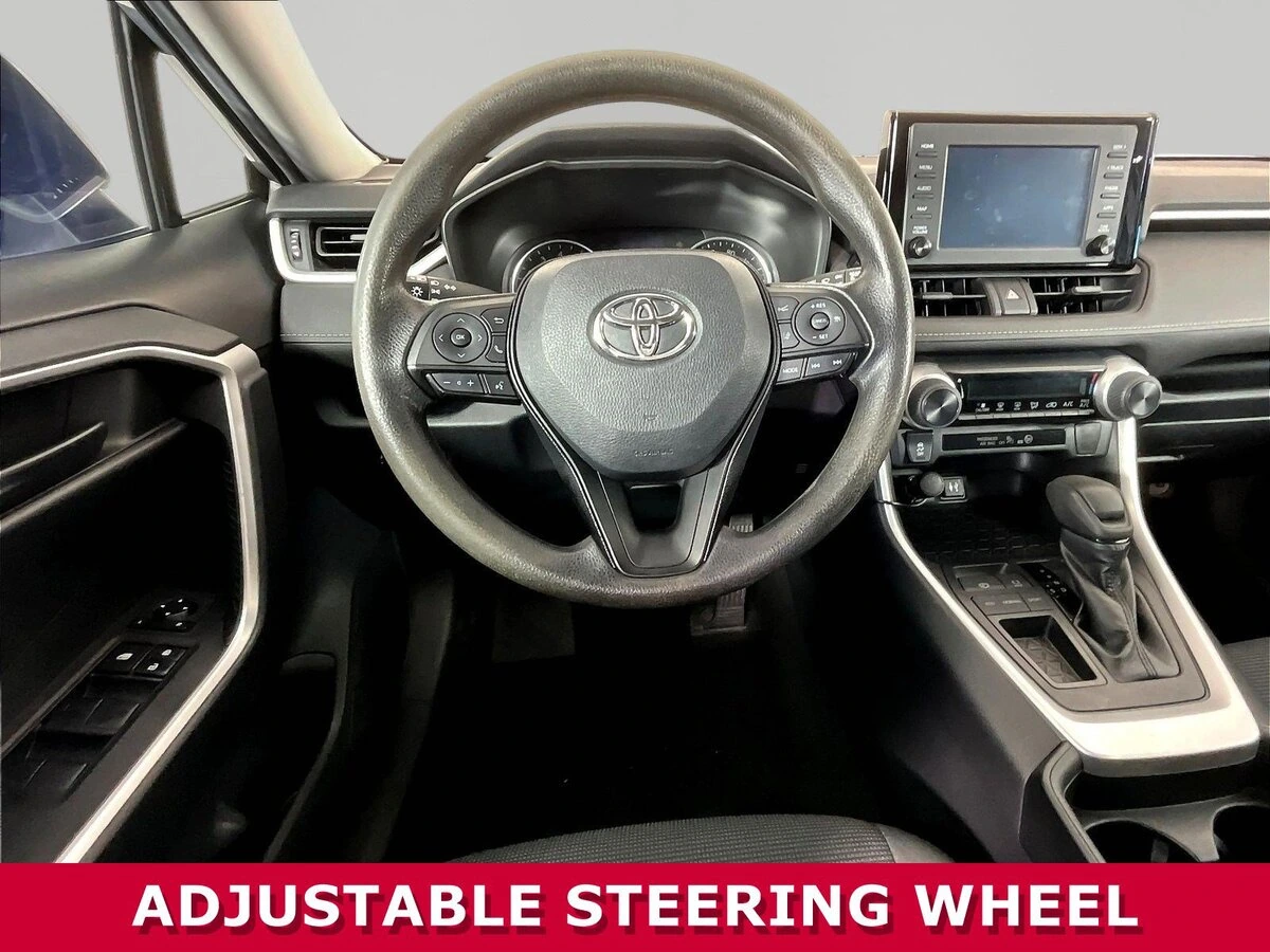 2019 Toyota RAV4 LE - Photo 8