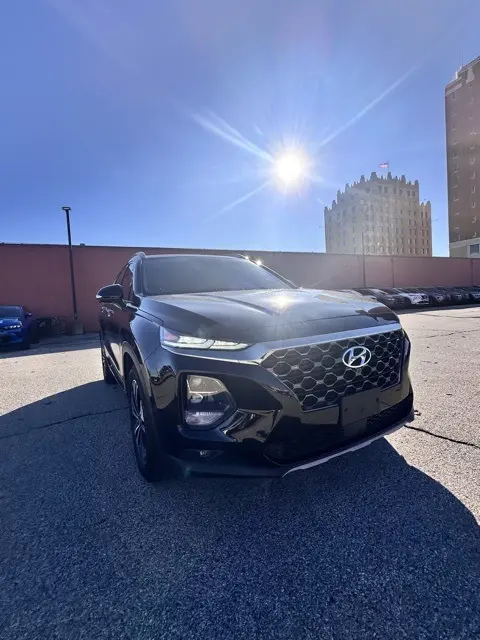 2020 Hyundai Santa Fe Limited photo 2