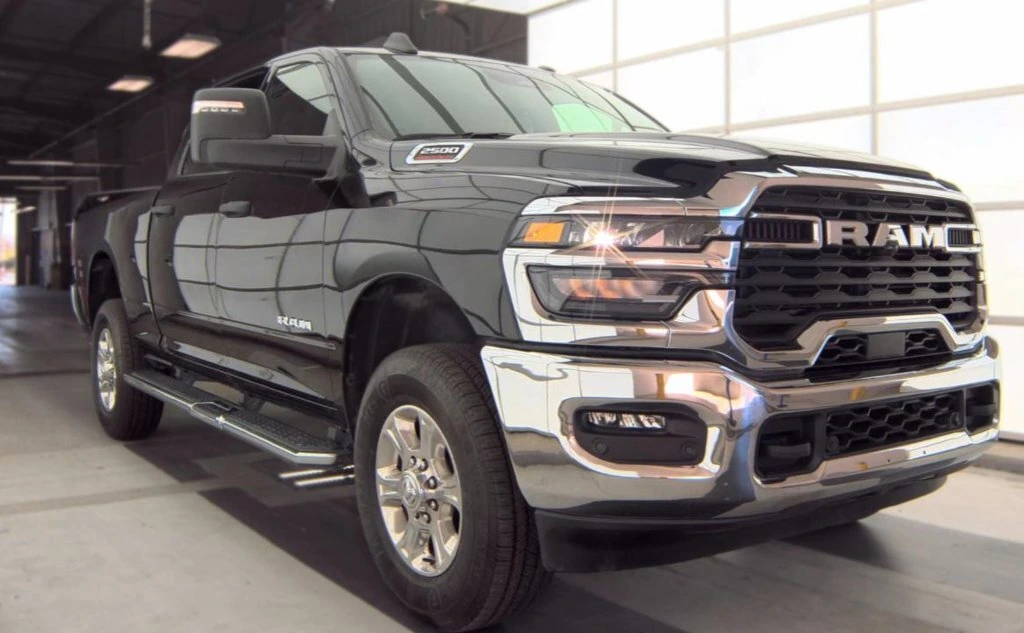 Used 2026 RAM Ram 2500 Pickup Big Horn with VIN 3C6UR5DJ1TG197145 for sale in Kansas City