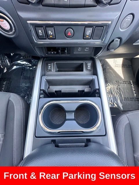 2024 Nissan Titan SV - Photo 17