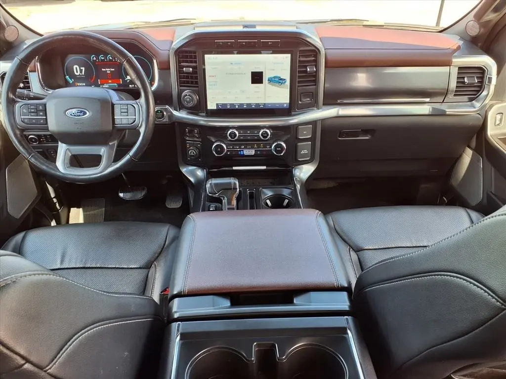 2023 Ford F-150 Lariat photo 19
