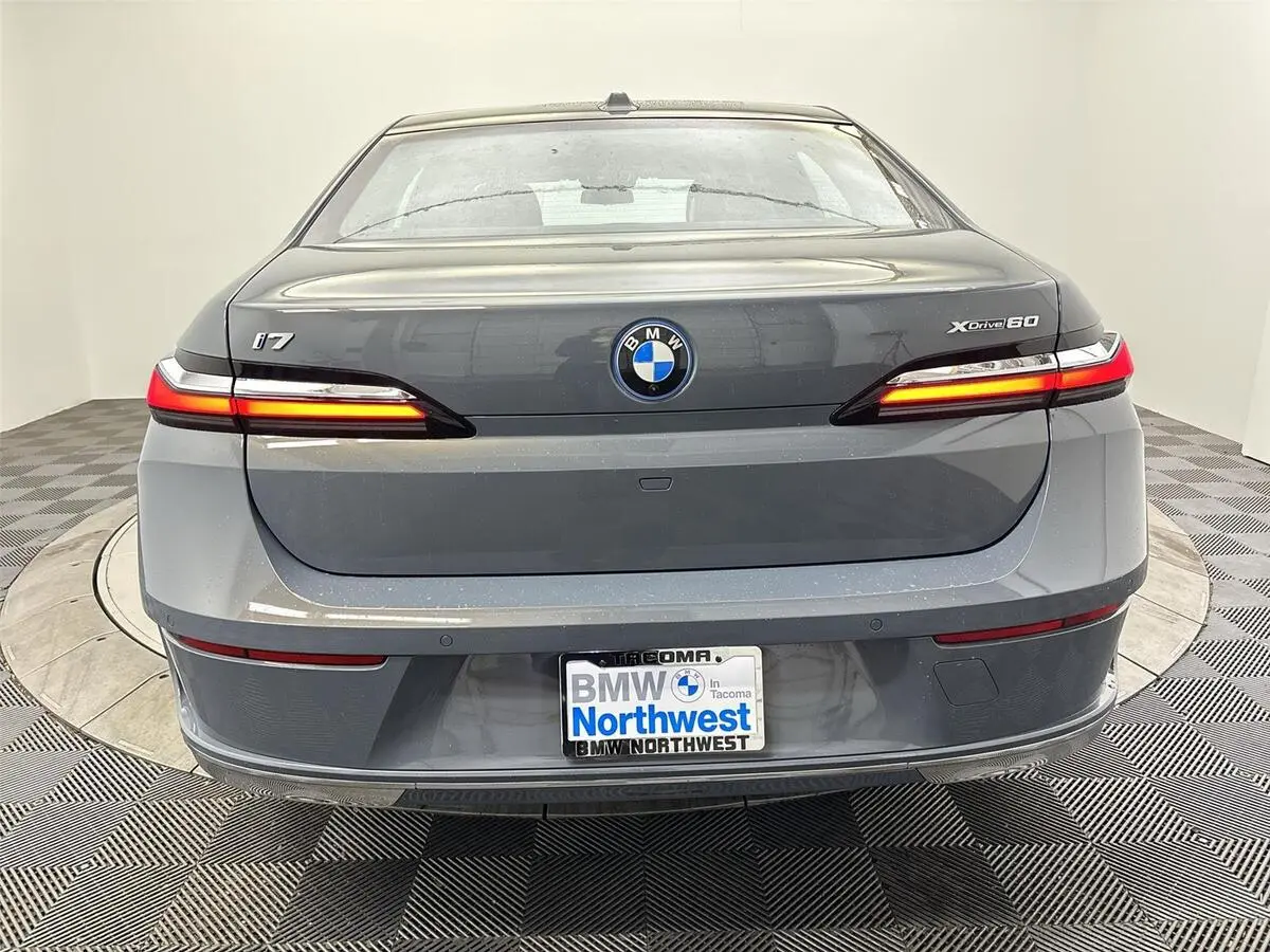 2026 Bmw i7 xDrive60 photo 4