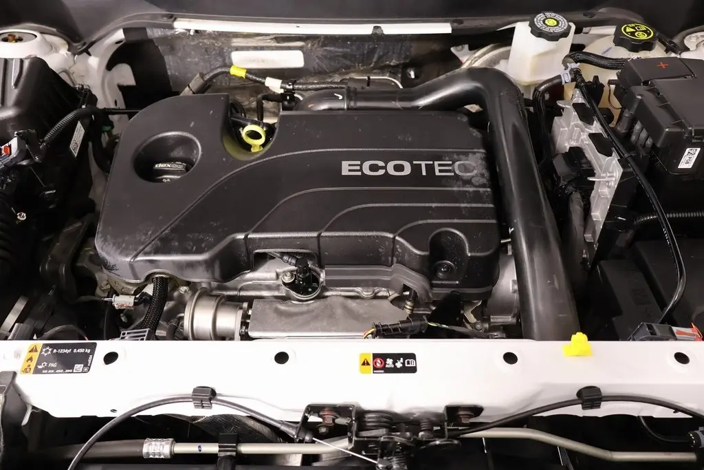 2022 Gmc Terrain SLE photo 3