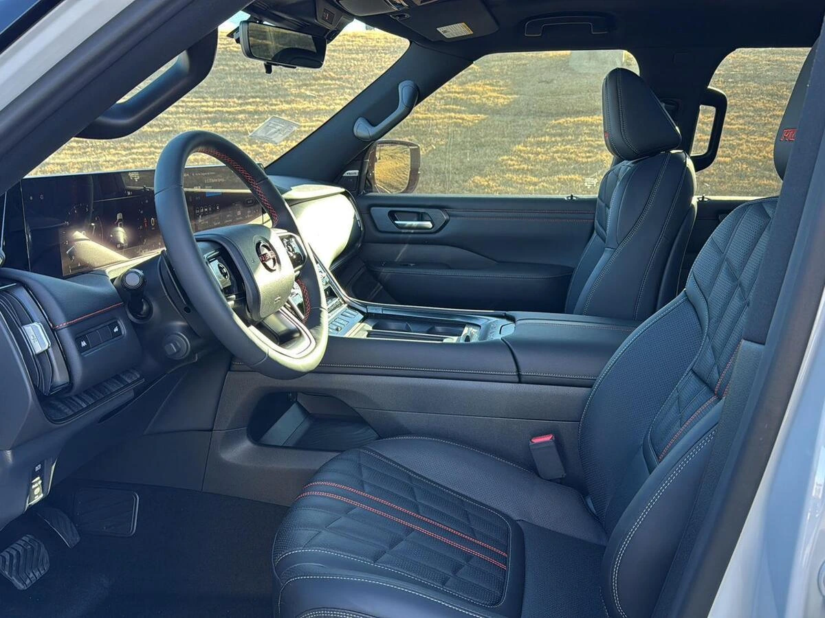 2026 Nissan Armada PRO-4X - Photo 9