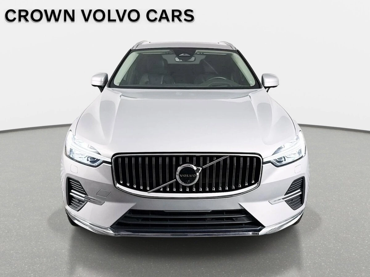 2023 Volvo - image 2