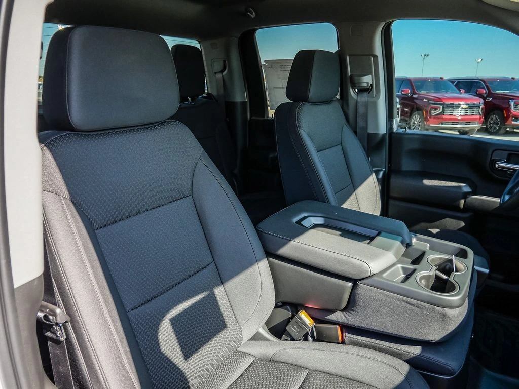 2026 GMC Sierra 2500HD Pro - Photo 18