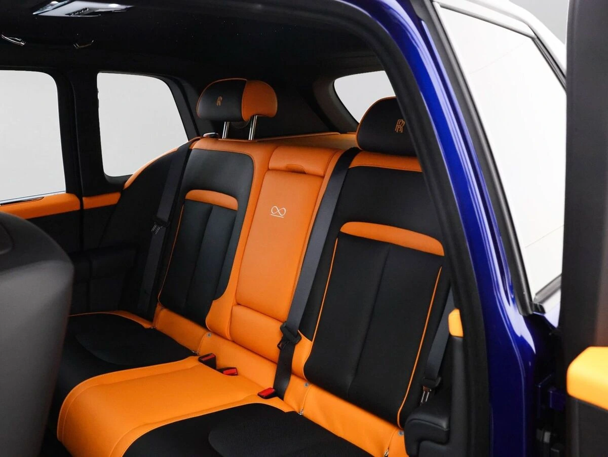 2027 Rolls-Royce Cullinan Black Badge - Photo 7
