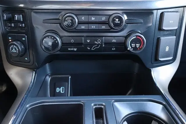 2024 Ford F-150 STX photo 8