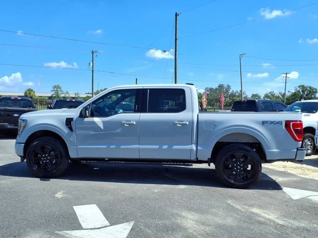 2023 Ford F-150 XLT photo 4
