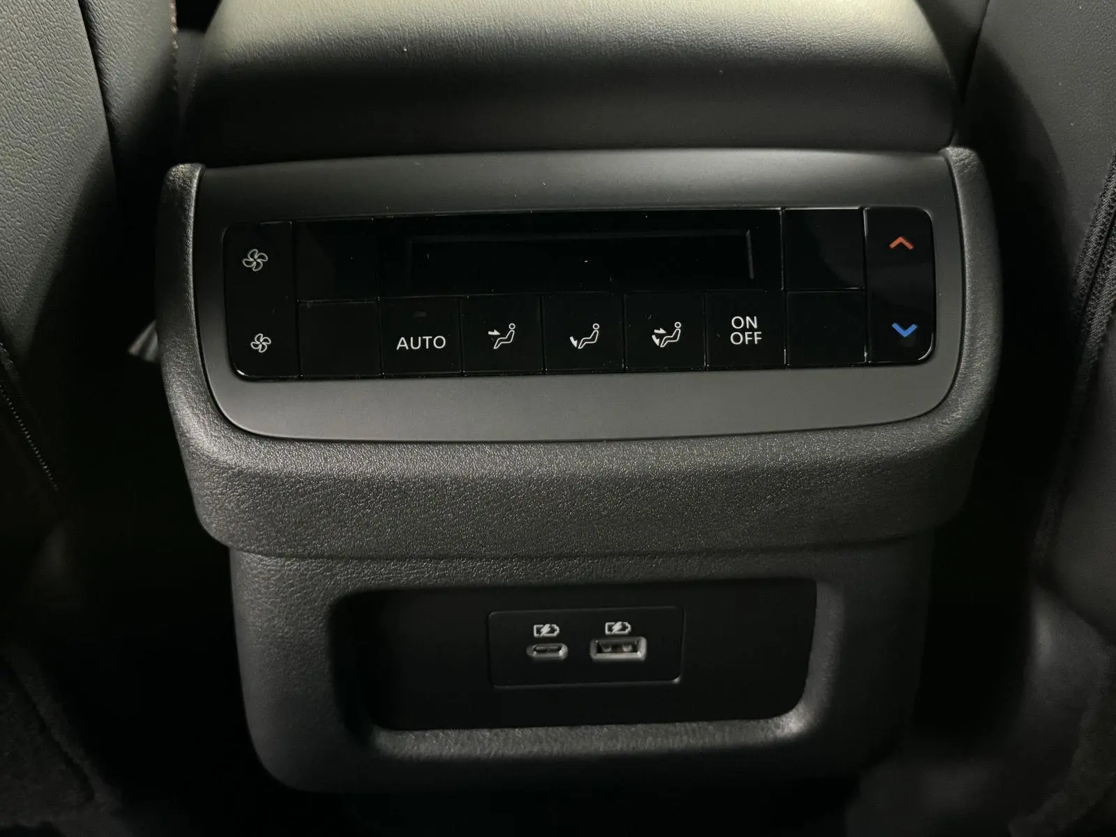 2025 Nissan Pathfinder Rock Creek photo 25