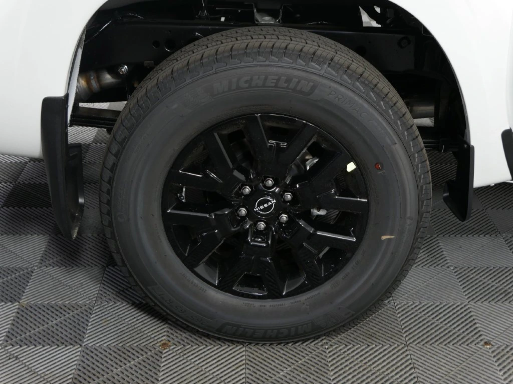2026 Nissan Frontier SV - Photo 12