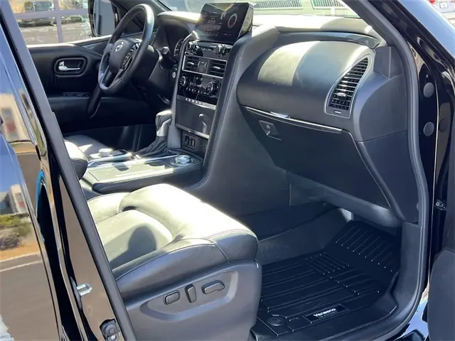 2023 Nissan Armada SL photo 27