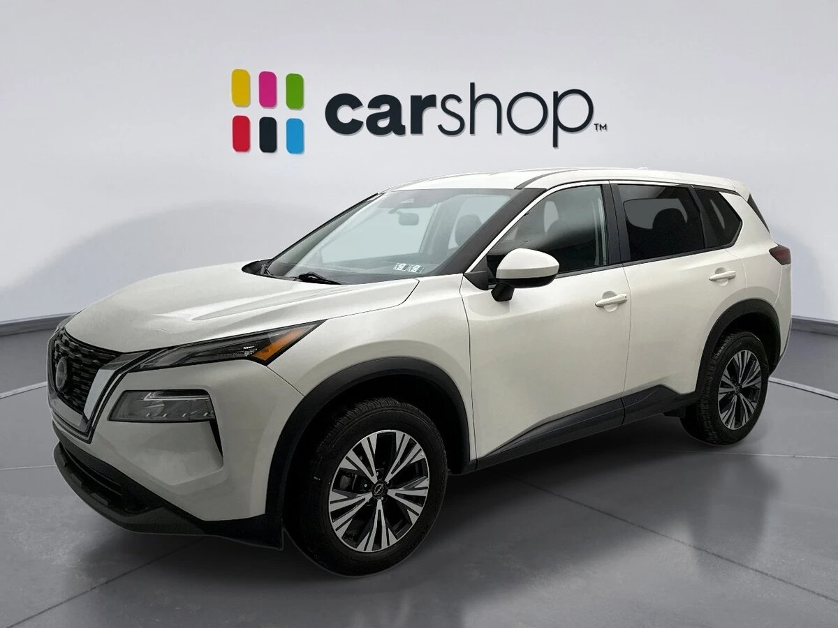 2023 Nissan Rogue SV's photo