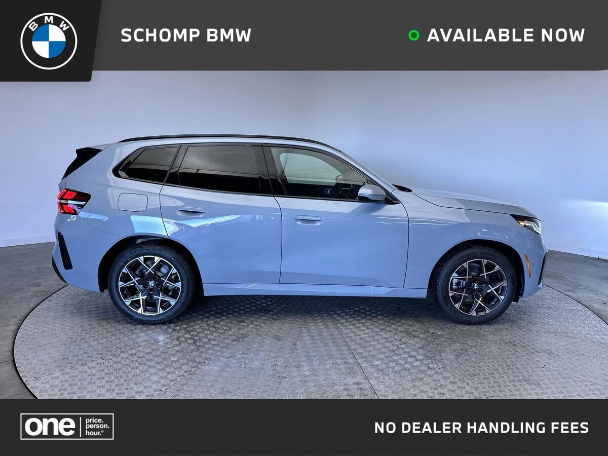 2026 BMW X3 xDrive30's photo