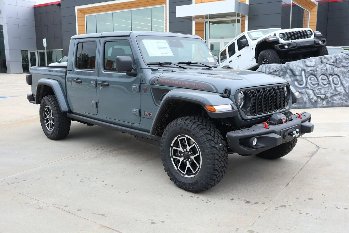 2026 Jeep Gladiator Shadow OPS Auto's photo