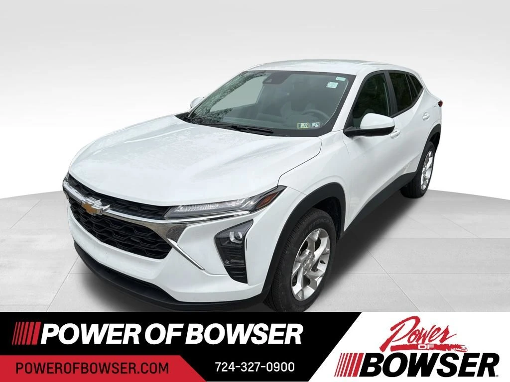2024 Chevrolet Trax LS's photo