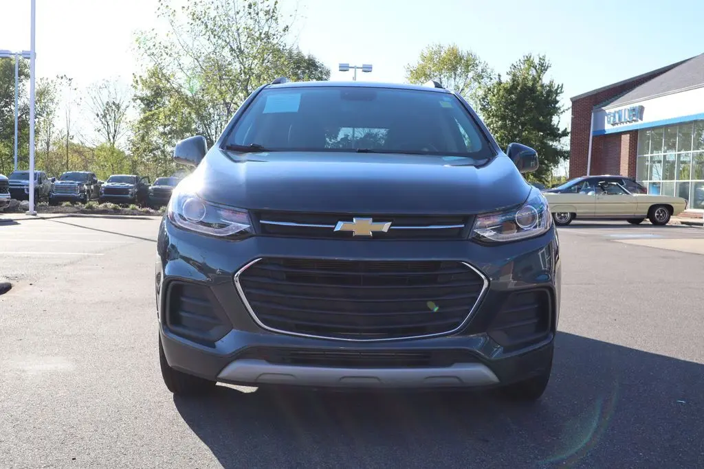2022 Chevrolet Trax LT photo 4