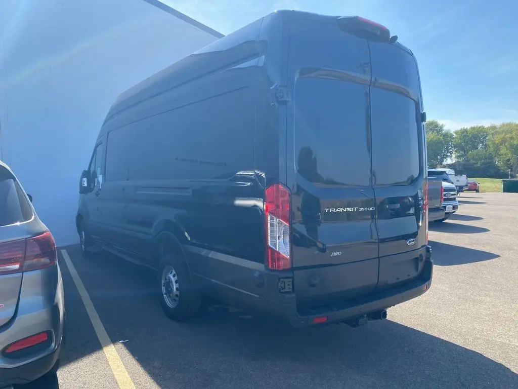 2025 Ford Transit photo 10