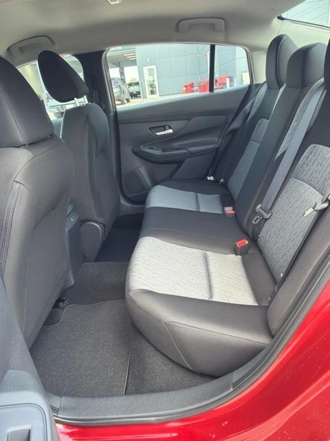 2026 Nissan Sentra SV - Photo 7