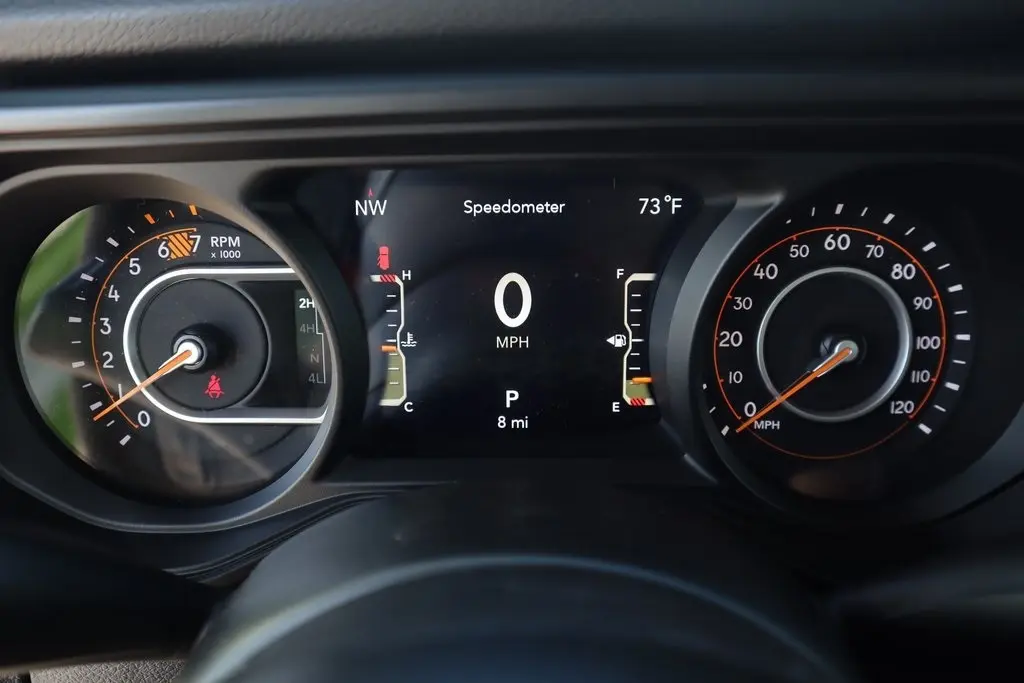 2025 Jeep Wrangler Sport S photo 4