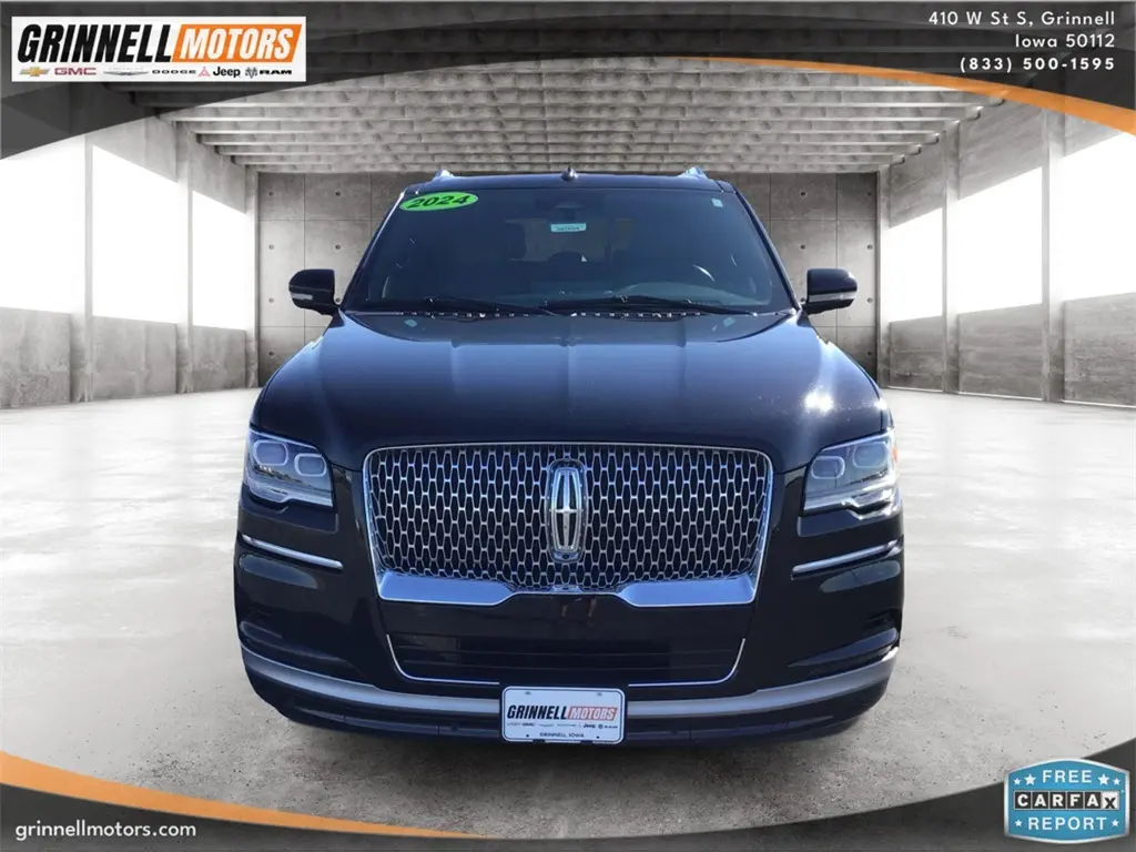 2024 Lincoln Navigator L Premiere photo 2