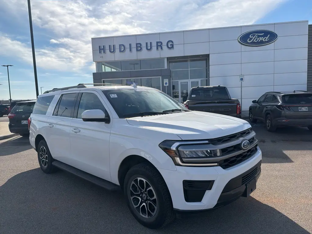 2024 Ford Expedition XLT's photo