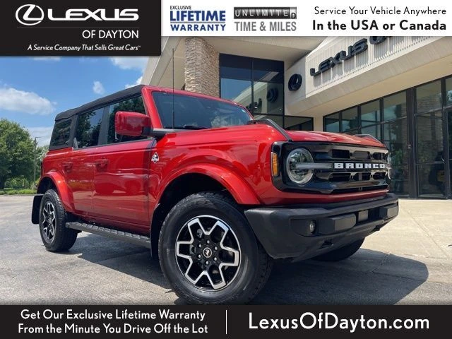 2023 Ford Bronco Outer Banks 4x4's photo