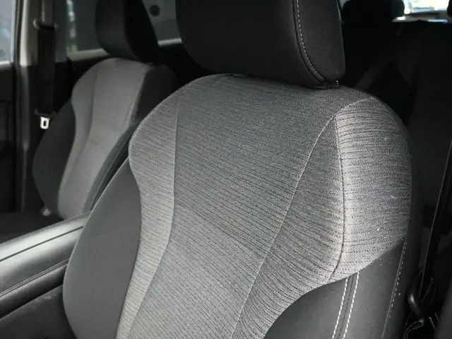 2023 Nissan Rogue SV photo 11