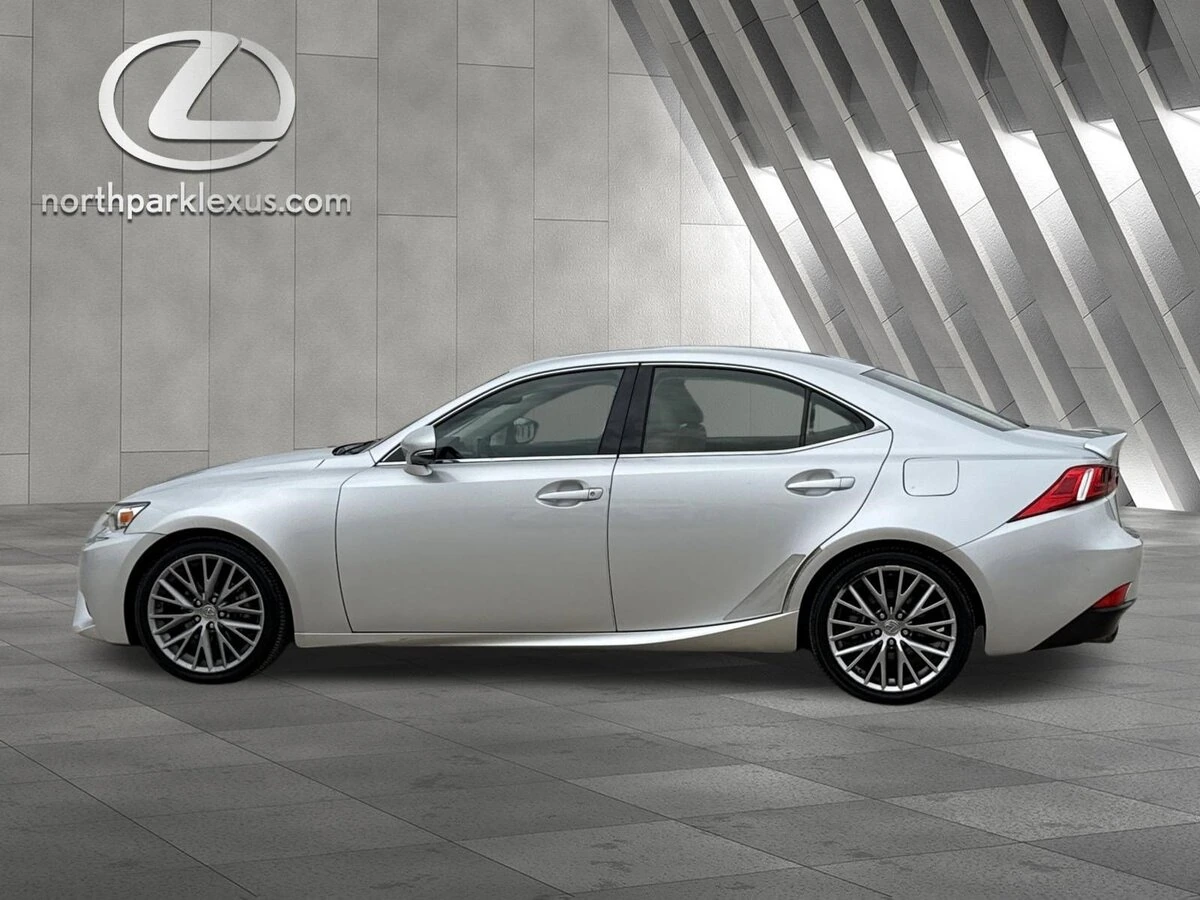2014 Lexus IS 350 250 6AT's photo