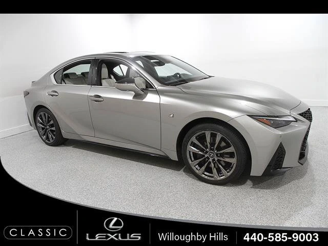 2023 Lexus IS