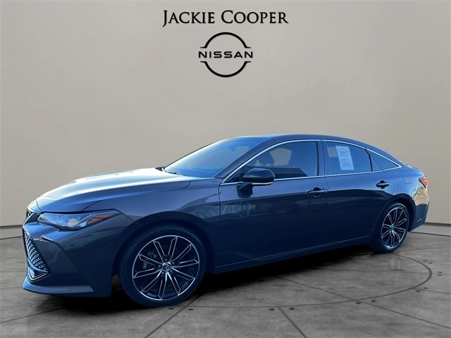 2019 Toyota Avalon Touring's photo