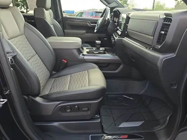 2024 Chevrolet Silverado 1500 ZR2 photo 32