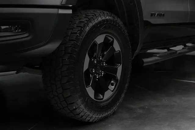 2019 Ram 1500 Rebel photo 7