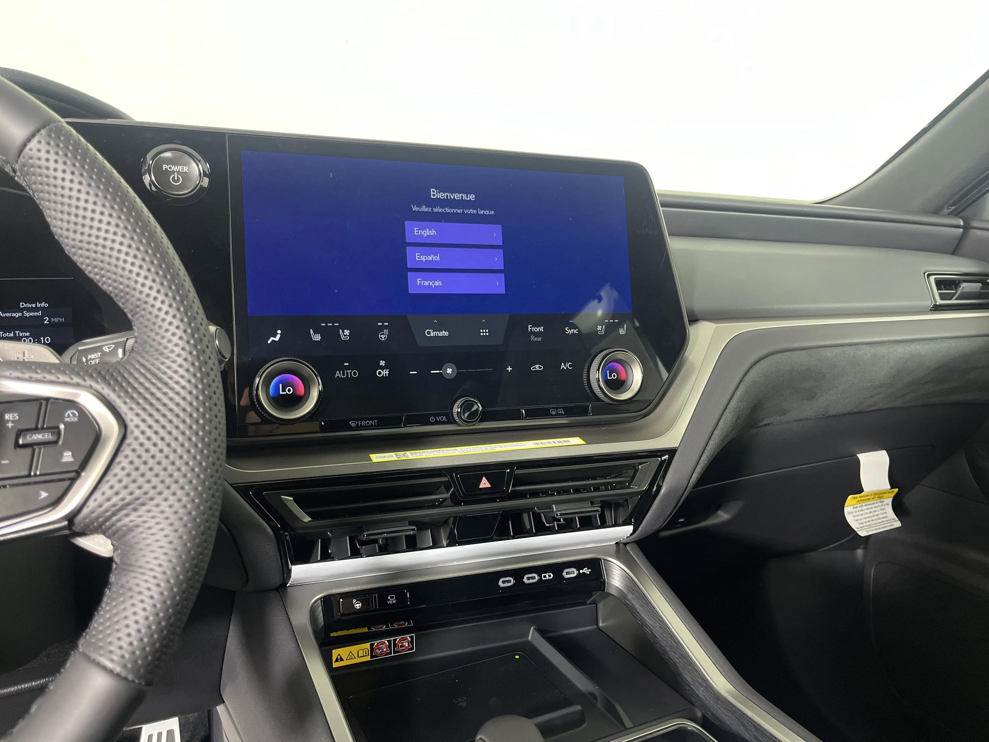 2025 Lexus TX 500h F SPORT Performance Premium photo 4
