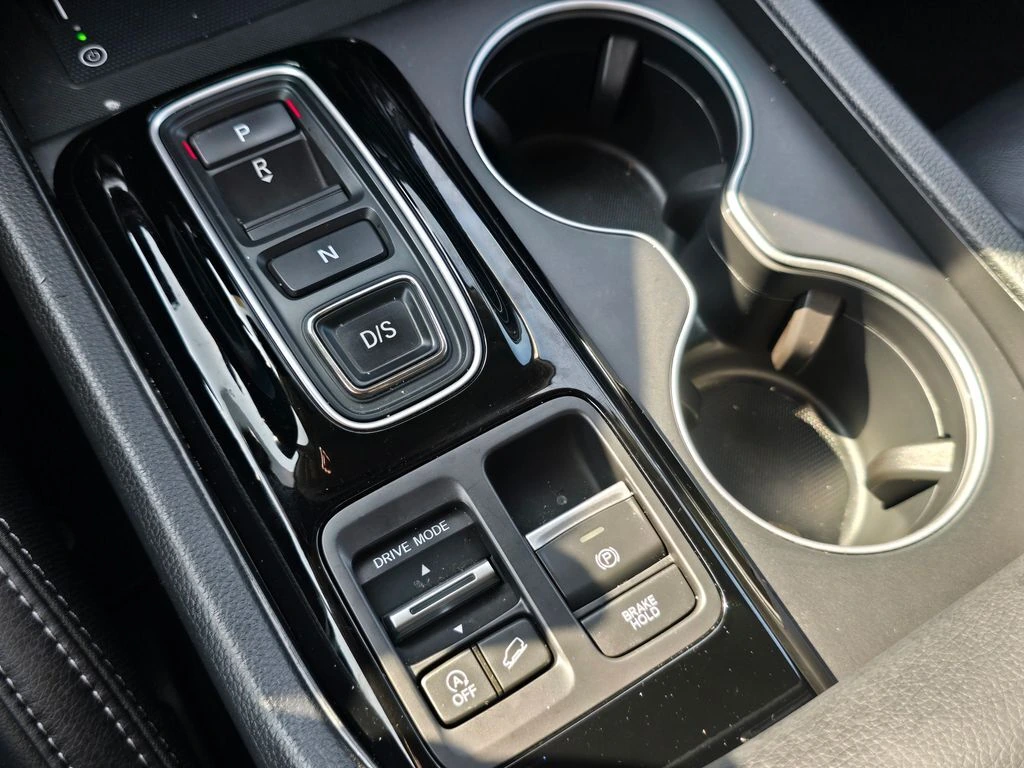 2025 Honda Pilot Touring - Photo 29