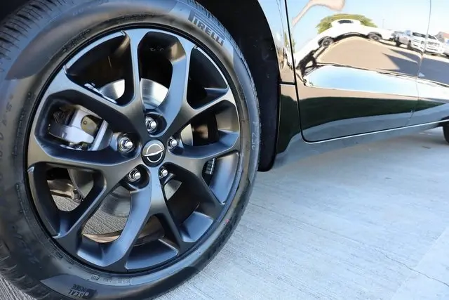2026 Chrysler Pacifica Limited photo 34