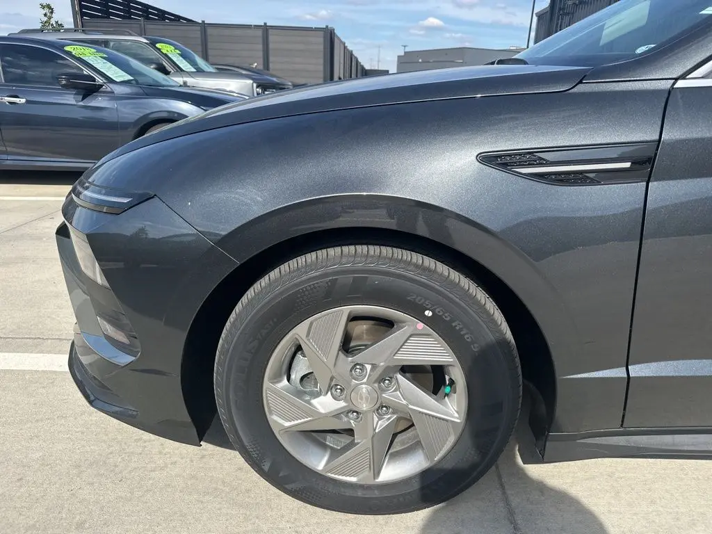 2026 Hyundai Sonata SE photo 10
