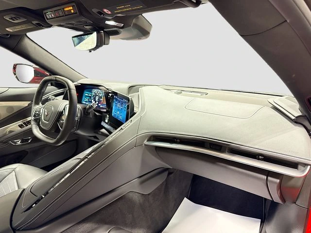 2025 Chevrolet Corvette 2LT - Photo 31