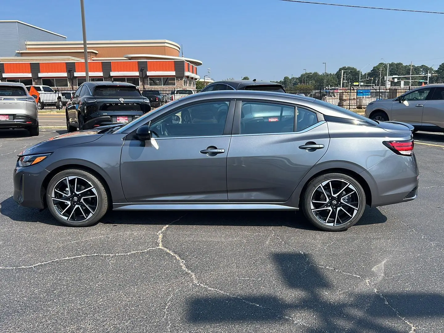 2025 Nissan Sentra SR photo 7