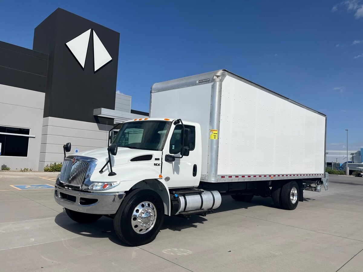 2019 International MV in Phoenix, AZ — photo 2