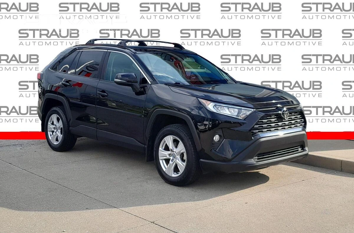 2020 Toyota RAV4 XLE
