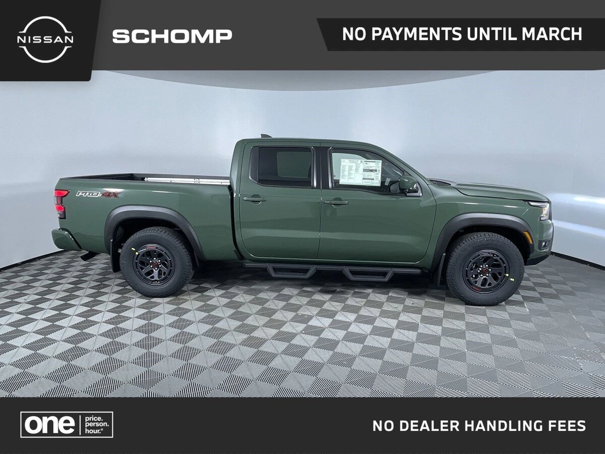 2026 Nissan Frontier PRO-4X's photo