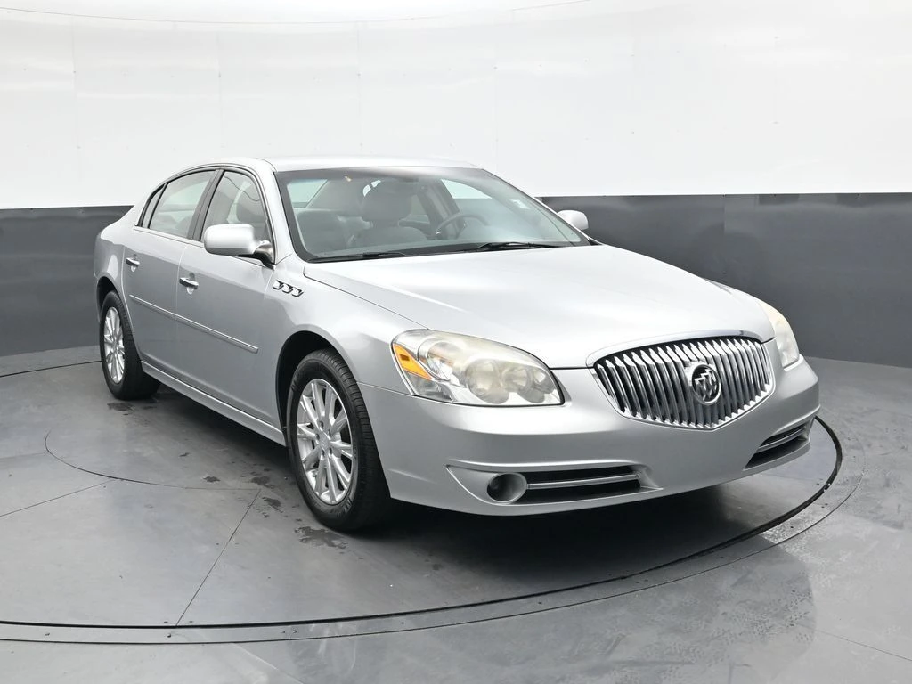 2011 Buick Lucerne CXL's photo