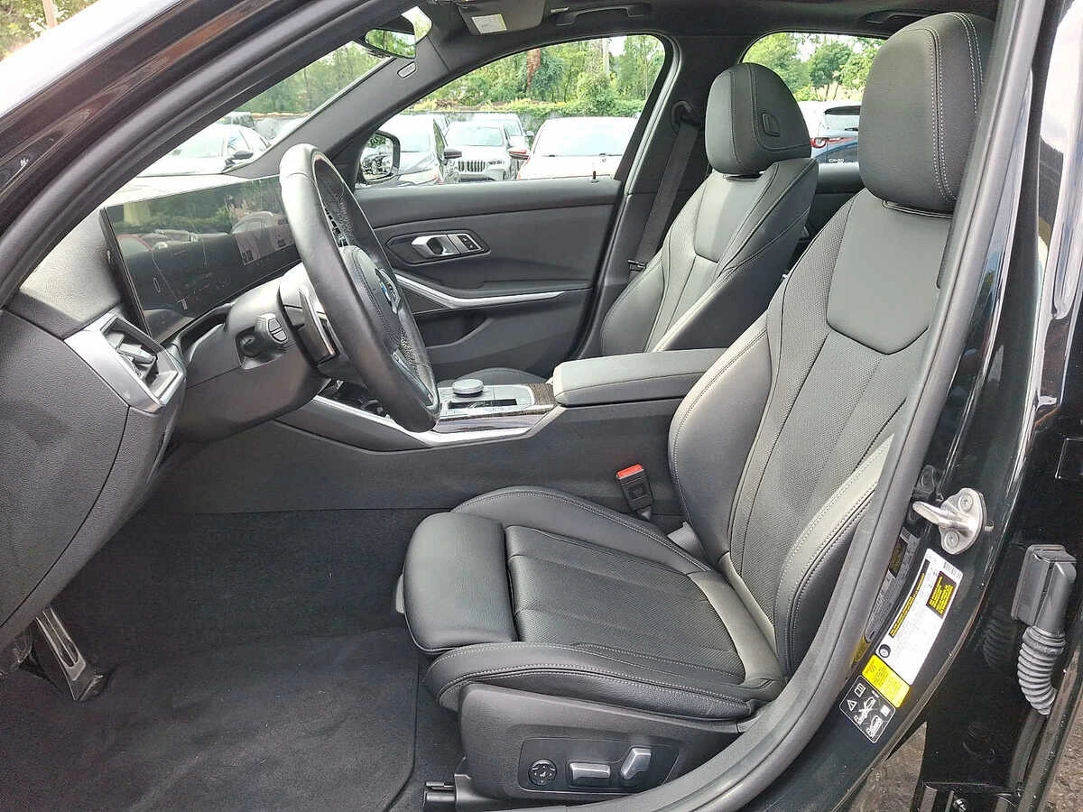 2023 BMW 3 Series M340i - Photo 10