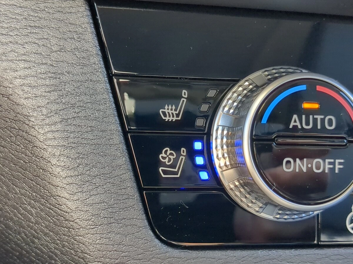 2026 Mitsubishi Outlander SEL - Photo 29