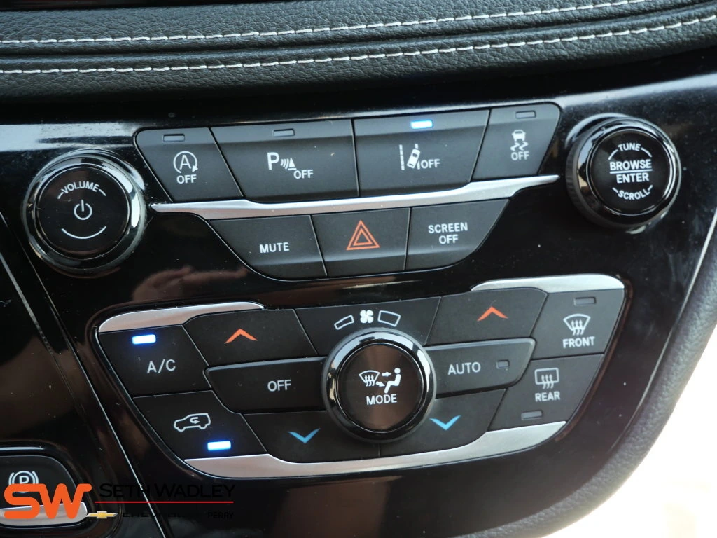 2023 Chrysler Pacifica Touring - Photo 29