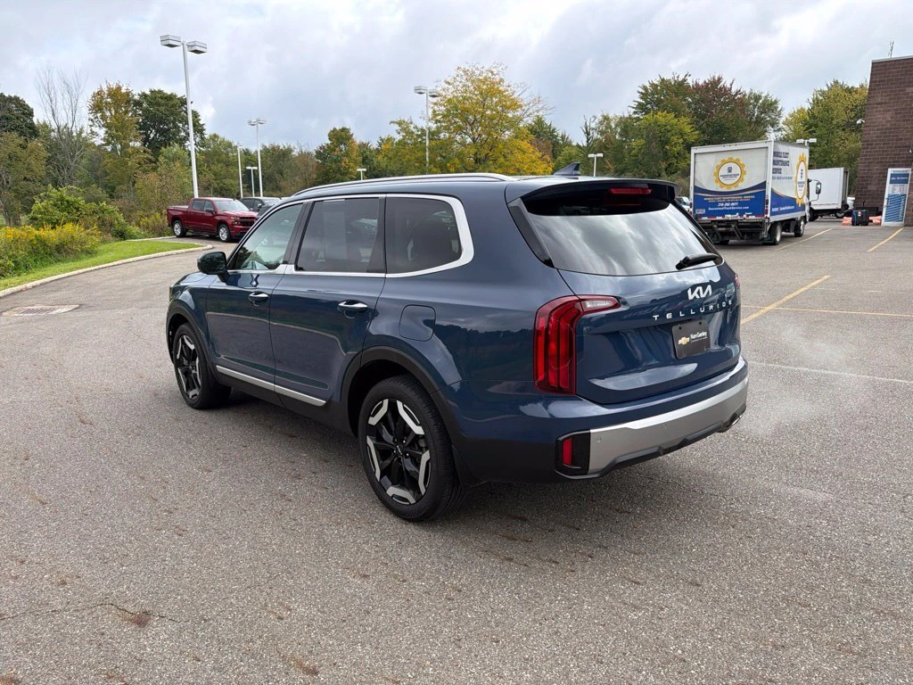 2025 Kia Telluride S - Photo 6