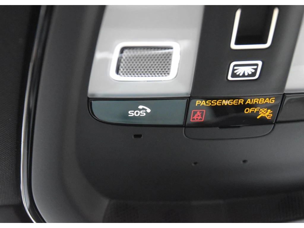 2026 Volvo - image 36